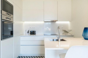 Modern 1 Bedroom Lisbon Apartment with Balcony